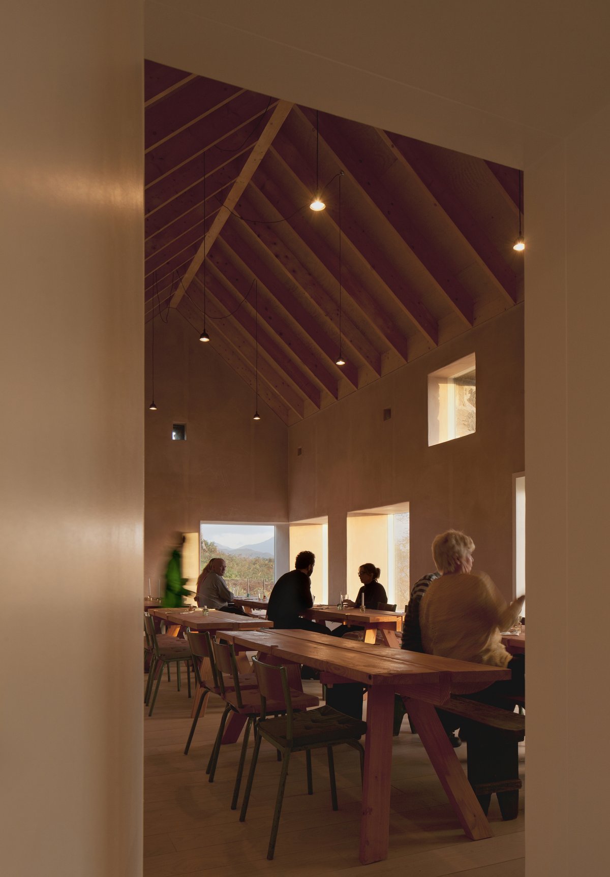 Yinjispace fardaa x croft 3 community dining hall